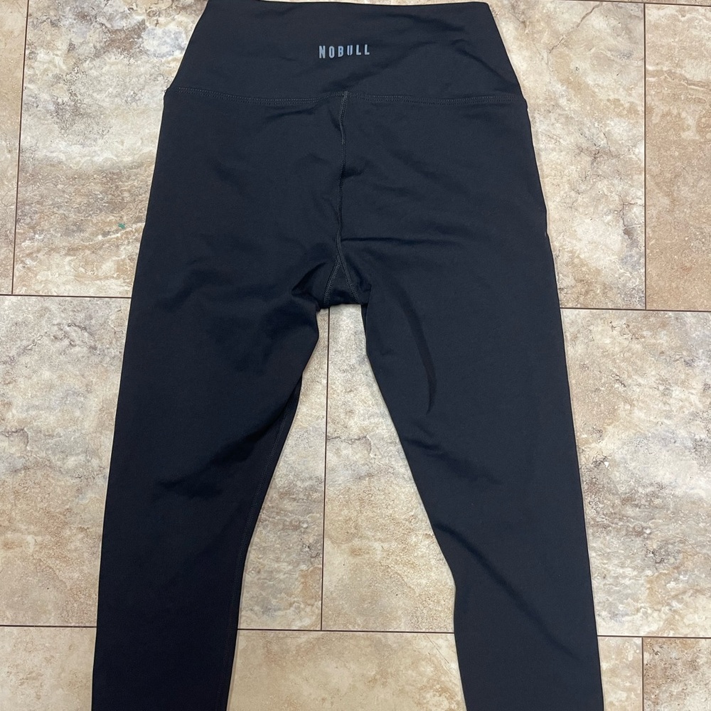 NOBULL Black Cropped Leggings